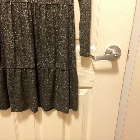 “Art Class” Dress - Picture 4 of 6